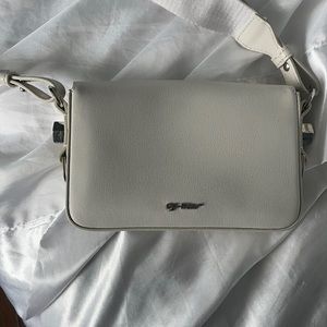 Off white bag bought from Selfridges.. no wear